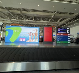 antalya havalimanı içi reklam panoları uygulamaları